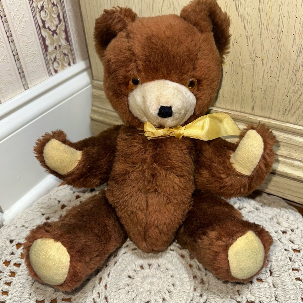 Antique jointed knickerbocker teddy bear - Picture 13 of 16